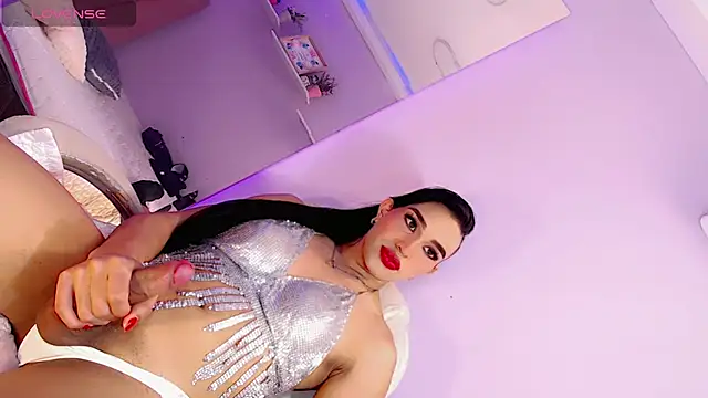 Jadeyourqueen online show from 01.05.25