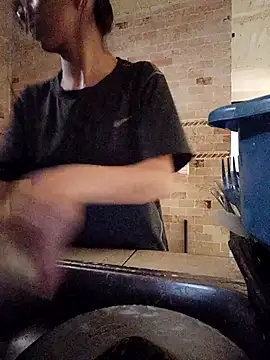 MissAfroditha online show from 10.22.25