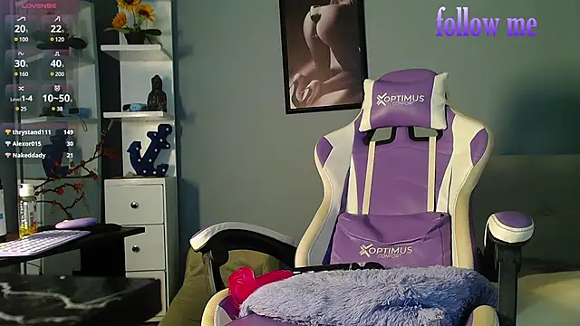 zoey-fox online show from 03.14.25