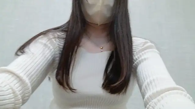 Snapshot of -SHIZUKU- chatting on 12.28.24 -SHIZUKU- online show from 12.28.24