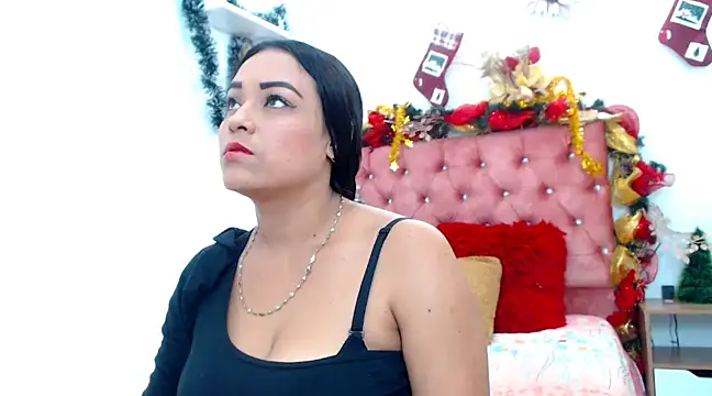 samanthaPuxy online show from 12.20.24