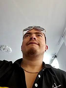 dragon1006 online show from 10.19.25