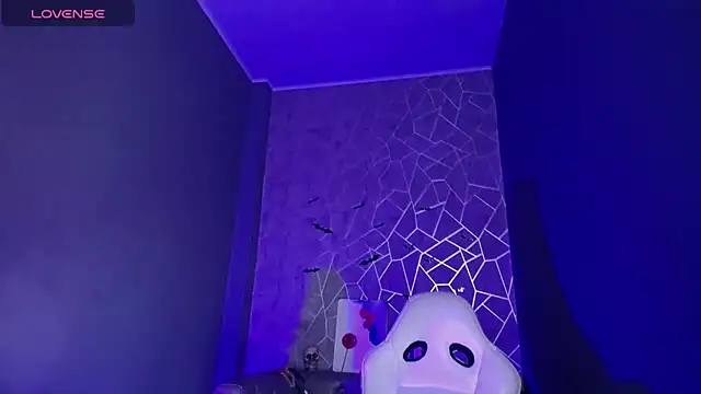 amelierouss online show from 02.04.26