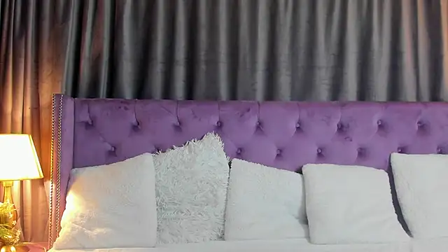 JulietShy online show from 12.29.24