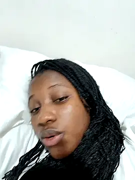 Snapshot of kharoll chatting on 01.20.25 kharoll online show from 01.20.25