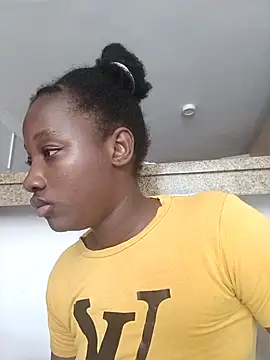 Snapshot of kharoll chatting on 09.11.25 kharoll online show from 09.11.25