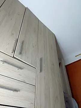 Snapshot of kharoll chatting on 11.23.25 kharoll online show from 11.23.25