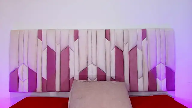 mia stanfort online show from 10.22.25