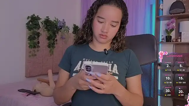 emilyrouxe online show from 04.12.26