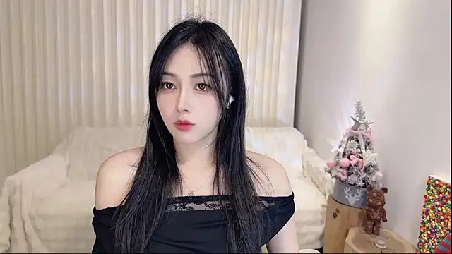 K-moumou online show from 02.24.25