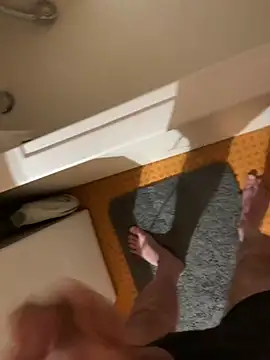 Snapshot of solomec chatting on 02.15.25 solomec online show from 02.15.25