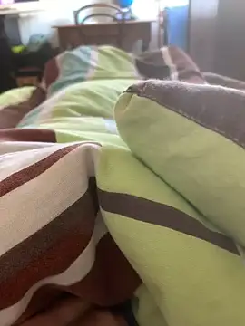 Snapshot of solomec chatting on 02.18.25 solomec online show from 02.18.25