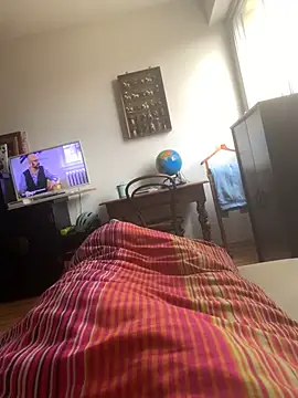 Snapshot of solomec chatting on 02.23.25 solomec online show from 02.23.25