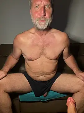 Snapshot of Haariglang chatting on 02.25.26 Haariglang online show from 02.25.26