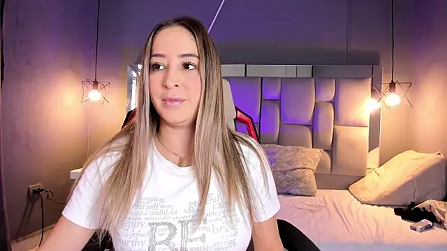 Snapshot of AliceSteel12 chatting on 02.27.25 AliceSteel12 online show from 02.27.25