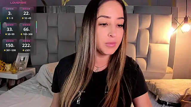 Snapshot of AliceSteel12 chatting on 10.28.25 AliceSteel12 online show from 10.28.25