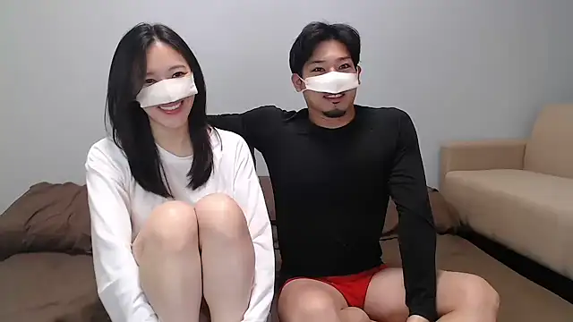 Snapshot of cupido_meimei chatting on 12.20.25 cupido meimei online show from 12.20.25