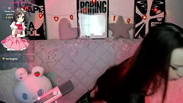 Snapshot of KittiMissi chatting on 02.25.26 KittiMissi online show from 02.25.26