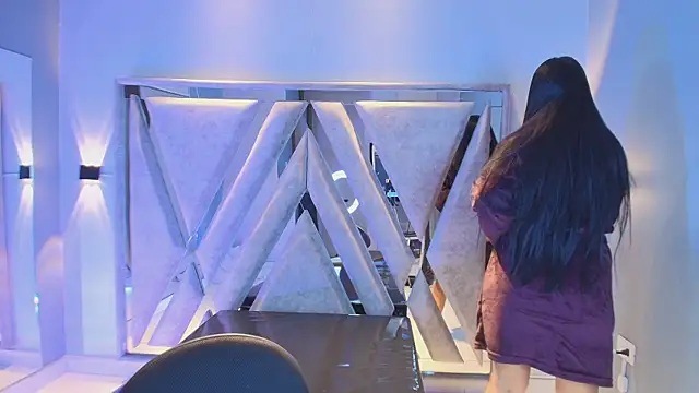 Snapshot of Annie9_ chatting on 02.18.26 Annie9 online show from 02.18.26