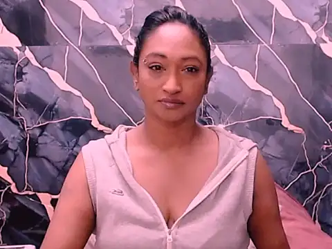 Snapshot of indianspicey chatting on 10.01.25 indianspicey online show from 10.01.25