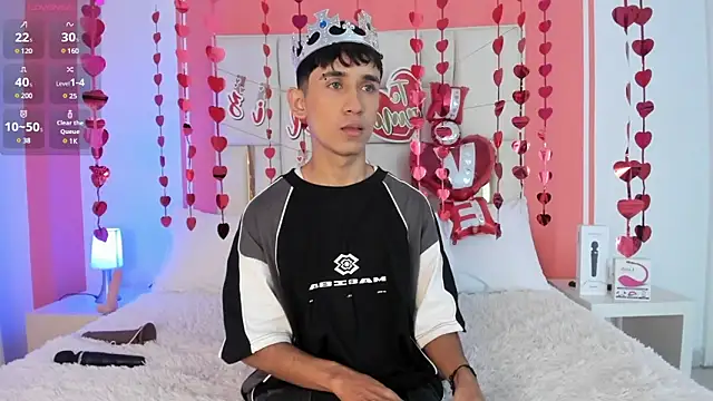 Thayler jones online show from 02.07.25