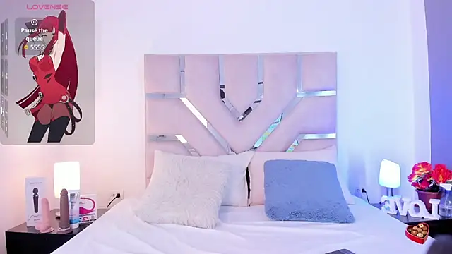 Thayler jones online show from 09.25.25