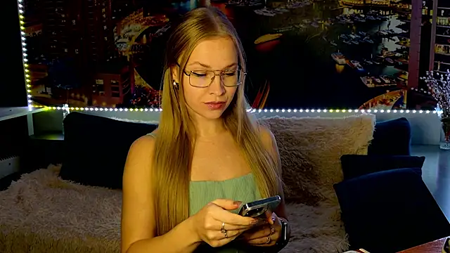 Snapshot of pusyavykusya chatting on 11.01.25 pusyavykusya online show from 11.01.25