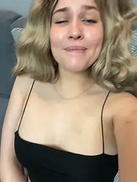 KikiWatson online show from 12.14.24