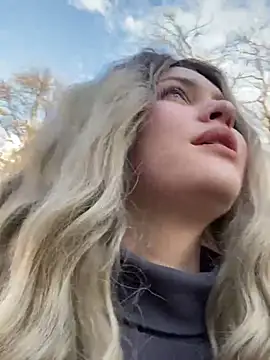 KikiWatson online show from 12.24.24