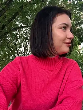 KikiWatson online show from 09.11.25