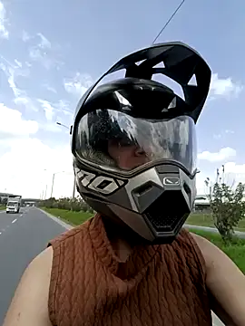 your red rose  online show from 12.16.24