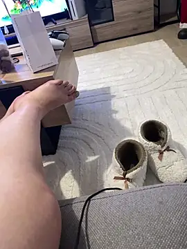 guenmahe online show from 12.17.25