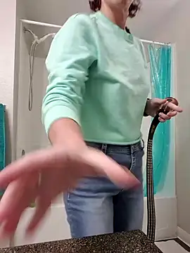 thatonespicychick online show from 01.04.25