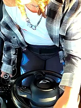 thatonespicychick online show from 09.15.25