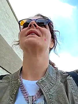 thatonespicychick online show from 09.29.25