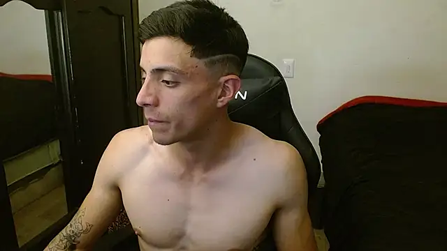 Snapshot of kv___xxx_ chatting on 09.11.25 kv   xxx  online show from 09.11.25