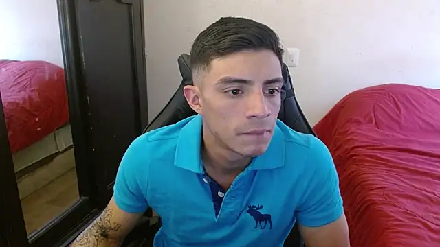 Snapshot of kv___xxx_ chatting on 10.03.25 kv   xxx  online show from 10.03.25