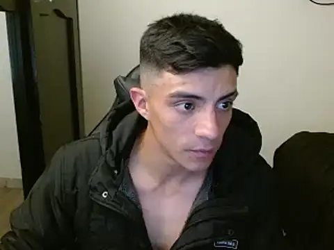 Snapshot of kv___xxx_ chatting on 10.29.25 kv   xxx  online show from 10.29.25