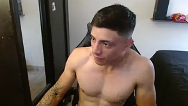 Snapshot of kv___xxx_ chatting on 12.05.25 kv xxx online show from 12.05.25