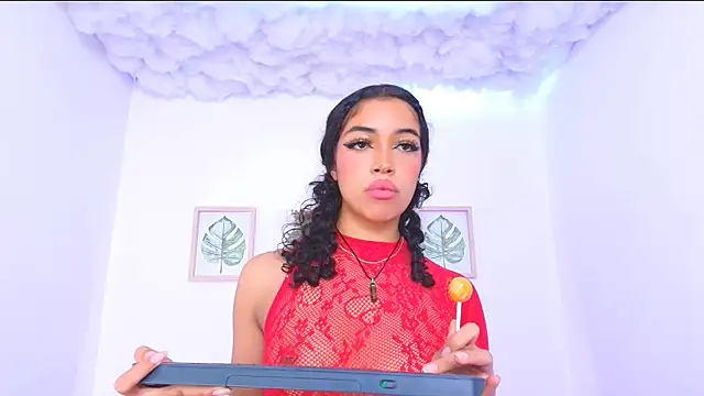 Snapshot of Sara_Jhonson chatting on 02.02.25 Sara Jhonson online show from 02.02.25