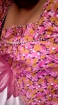 Snapshot of sneha_telugu_girl chatting on 12.10.24 sneha telugu girl online show from 12.10.24