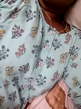 Snapshot of sneha_telugu_girl chatting on 12.10.24 sneha telugu girl online show from 12.10.24