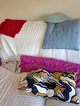 JennyCoquine online show from 10.24.25