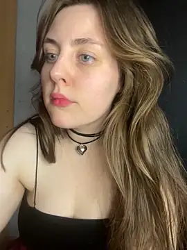 Topvi  online show from 02.26.25