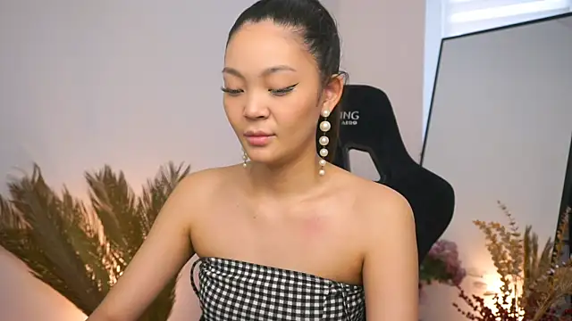 Peopleneedlove144 online show from 01.20.25