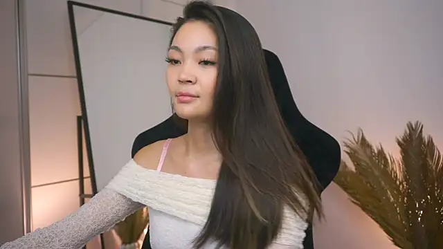 Peopleneedlove144 online show from 01.24.25