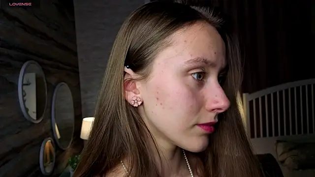 Snapshot of EthalBuffkin chatting on 09.18.25 EthalBuffkin online show from 09.18.25