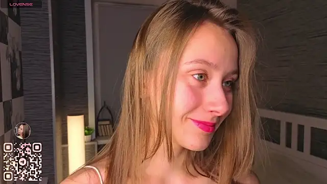 Snapshot of EthalBuffkin chatting on 11.14.25 EthalBuffkin online show from 11.14.25