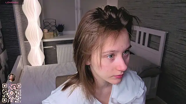 Snapshot of EthalBuffkin chatting on 02.15.26 EthalBuffkin online show from 02.15.26