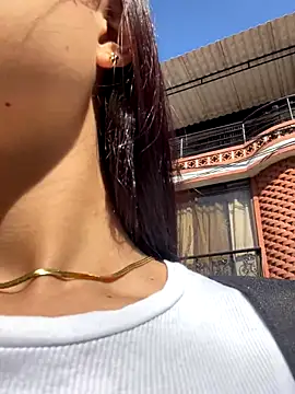 HannaRhodes online show from 11.21.25